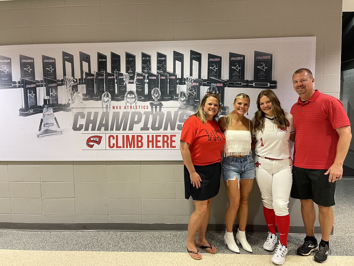 anna kemp tweet media