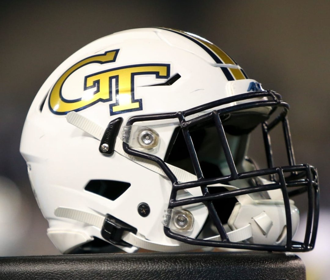 1v_world's tweet photo. Thankful!! to @CoachColeman_7 and @GeorgiaTechFB for offering me a chance for a better academic and athletic career @hotdog1997 @Subzero06 @therealkwat https://t.co/qlThA1VsBx
