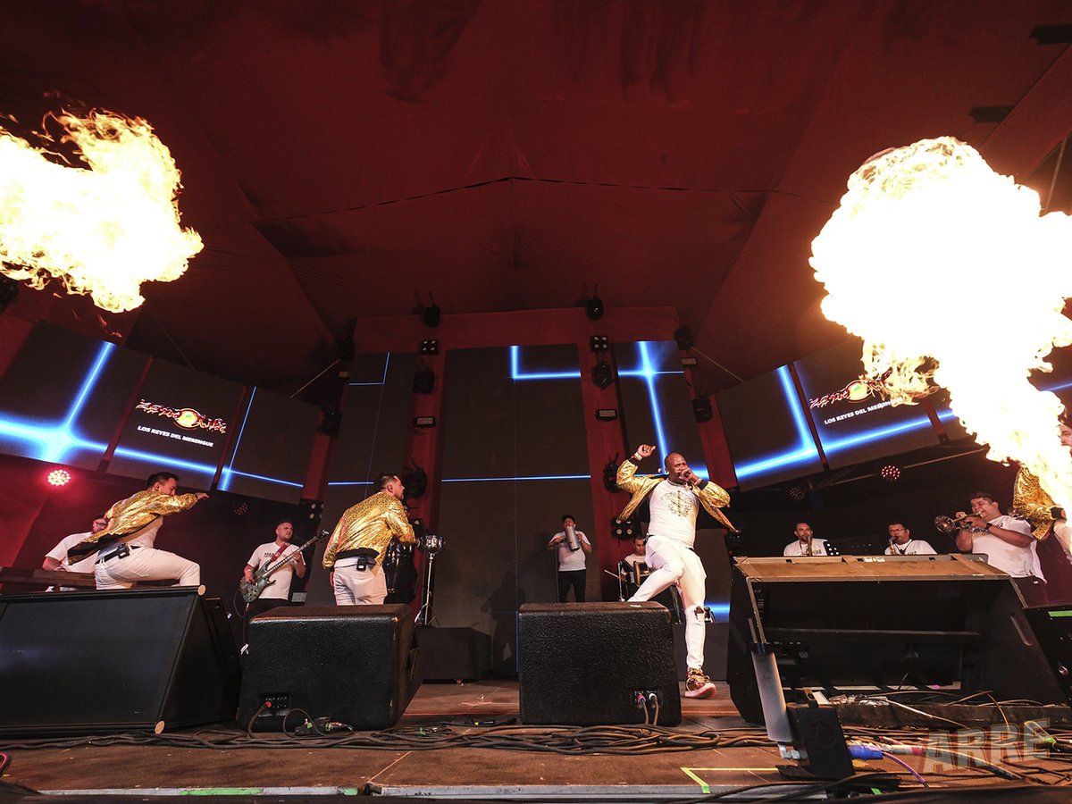 FestivalArre's tweet photo. Los reyes del merengue presentes en el #FestivalArre❤️🔥 #ZonaRika https://t.co/yq59tBJtXI