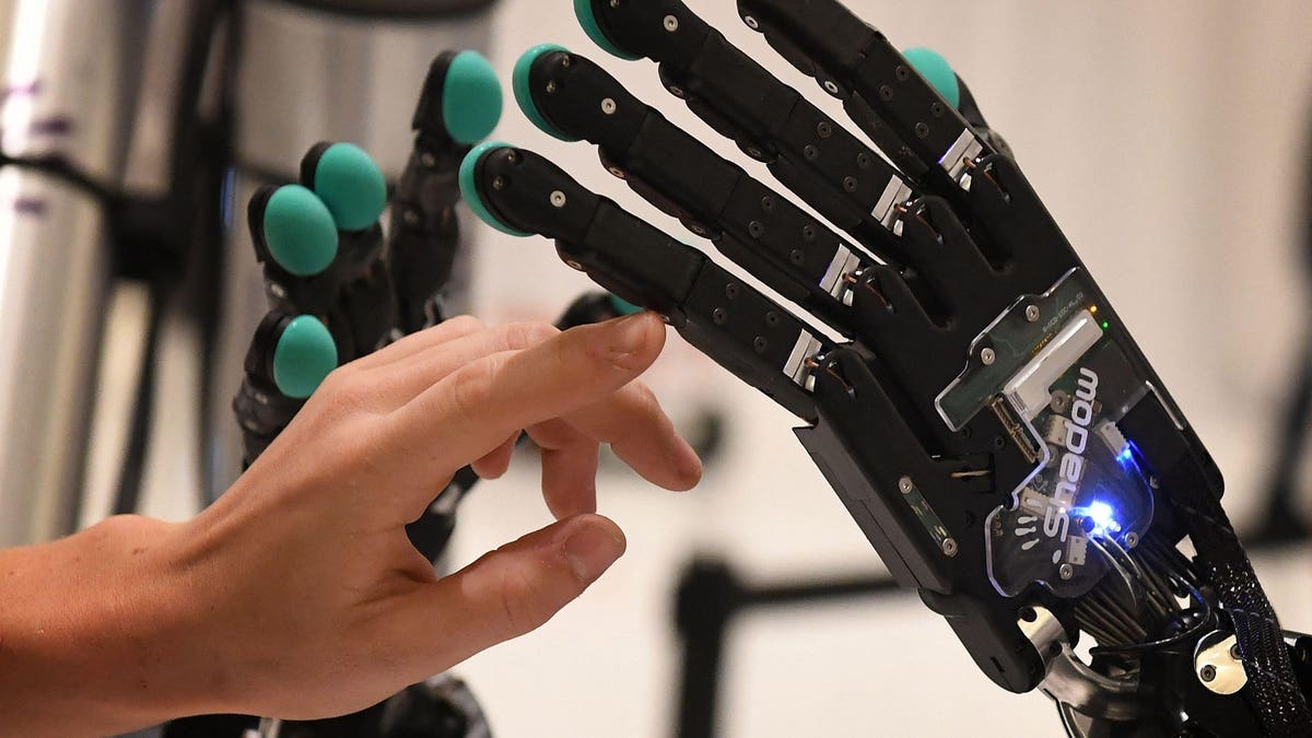 Forbes's tweet photo. The Human Touch: Unleashing Competitive Advantage In The Age Of Artificial Intelligence https://t.co/pk03JHVMAt https://t.co/GYjkDqaffo