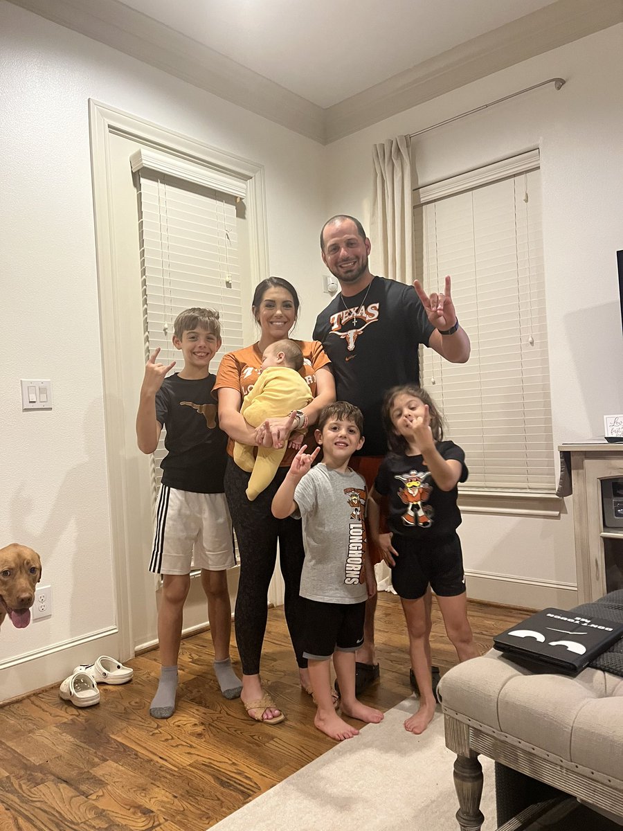 C_strick20's tweet photo. Let’s go Horn’s!!! https://t.co/KNdt0fnPjy