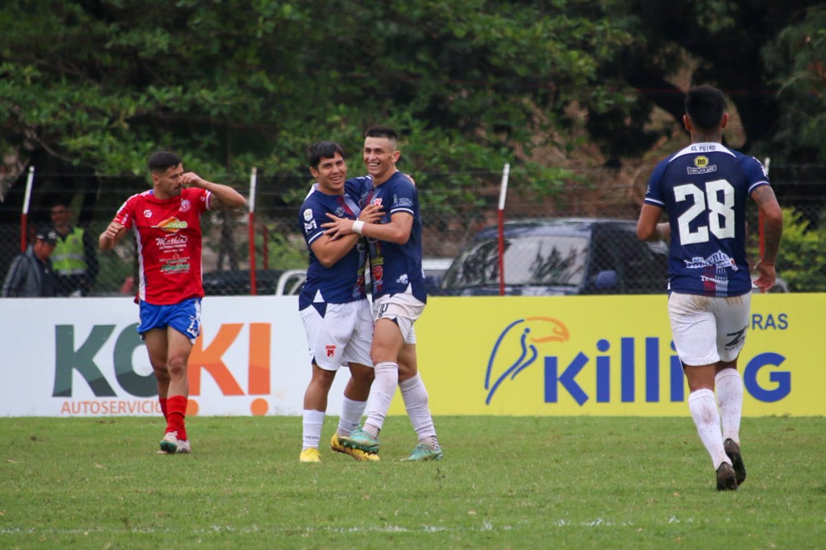 #IntermediaAPF2023 🟠🟢
📆 Fecha 2️⃣6️⃣
#AtléticoColegiales 🔴🔴🔴📚 0️⃣
#SportivoCarapeguá 🔴⚪️🔴🐎 4️⃣
⚽️ Jeferson Torales
⚽️ Jeferson Torales 
⚽️ Augusto Giménez 
⚽️ Nery Cardozo 
PH: 📸 <a href="/IntermediaAPF/">Intermedia APF</a>