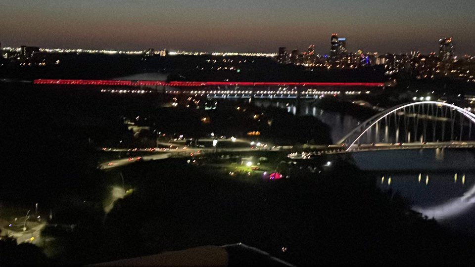 EdmontonEFAN's tweet image. The High Level Bridge is lit up red in recognition of FASD Day. #yeg #RedShoesRock #FASDMonth2023