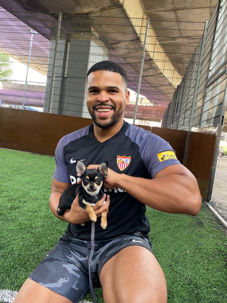 KolaBokinni's tweet photo. Me and my dog ❤️ https://t.co/jJF0dp69Vg