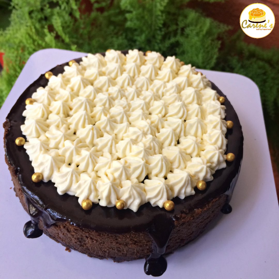 Carenes201907's tweet photo. Congrats for accomplishing another week!
Give yourself a break coz it's SUNDAY AGAIN!
Tickle your taste buds with Carene's Mocha Cheesecake!
Price starts at P430
Have a fun weekend!!
Carene's-- baking happiness
#bakinghapiness #carenes #fun #Weekend #mocha #cheesecake https://t.co/np56BXzHu5
