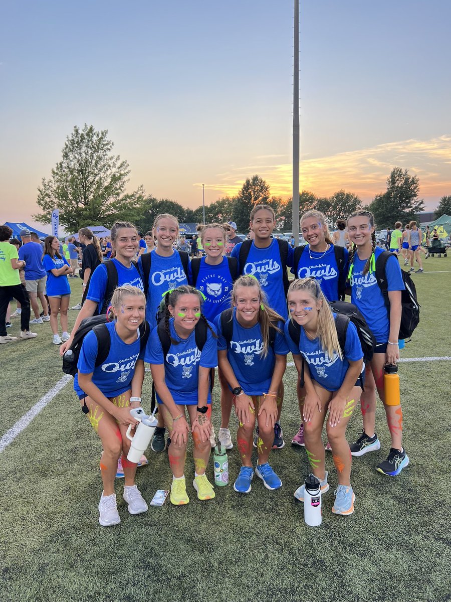 ✨TWILIGHT MEET✨
Girls Varsity- CHAMPS
Boys Varsity- 6th Place
Girls JV- 3rd Place
Boys JV- 2nd Place 
14 Individual Medalists 

Very thankful for Coach Huseman &amp; his crew for putting on an incredible meet! The XC Community showed up tonight! 💙 <a href="/ONxctf/">OlatheNorthXCTF</a>