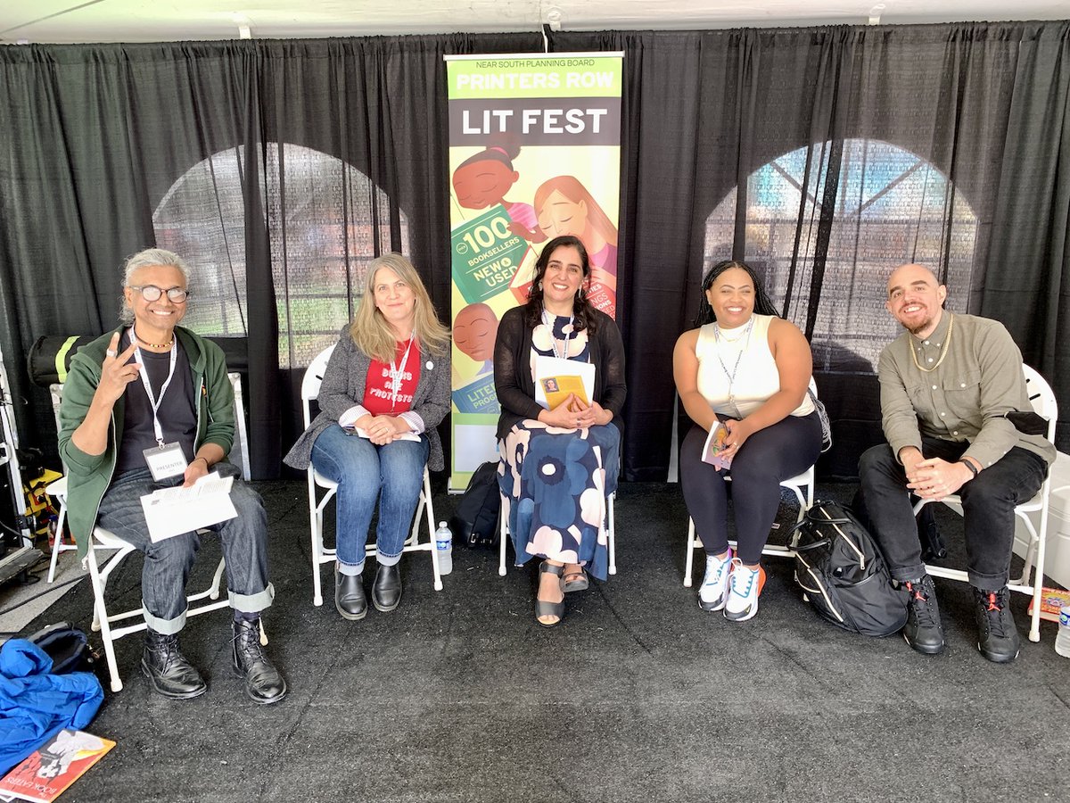 ignatius2u's tweet photo. SundaySalonChicago's "Poets Edition" @PrintersRowFest 2023 was priceless...&amp; a lovely audience, WOW! N. Stage, 12:30-1:15 pm w/⁦ the deeply resonant voices of @_joseolivarez @TaylorByas3 @Ejoylev &amp; @CHotchandani 👏👏👏❤️‍🔥❤️‍🔥❤️‍🔥TY @AmyDanzer for making this happen❣️Pls share #PRLF23 https://t.co/bS3rBENTS8