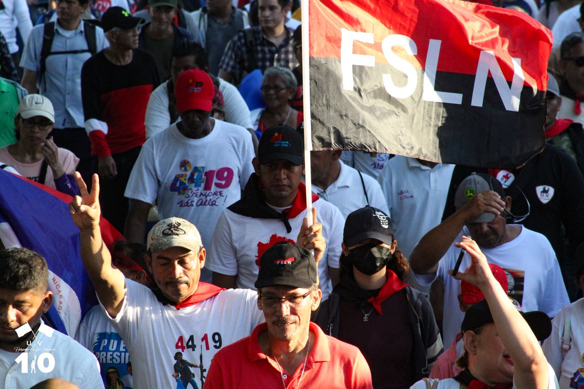 ¡Caminata Patriótica! Un Homenaje de Amor a la Patria! 💖🇳🇮

Con Fervor Patriótico, la Militancia Sandinista 🔴⚫️ de #Managua realiza multitudinaria Caminata en Unidad, Alegría, Paz 🕊 y un inmenso Amor a esta #PatriaBenditayLibre 🇳🇮 que ilumina como un sol que no declina!☀️