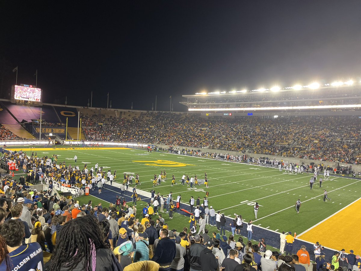 CurtisPashelka's tweet image. Spending my evening in Strawberry Canyon. Haven’t been here in a few years #CalBears #Auburn