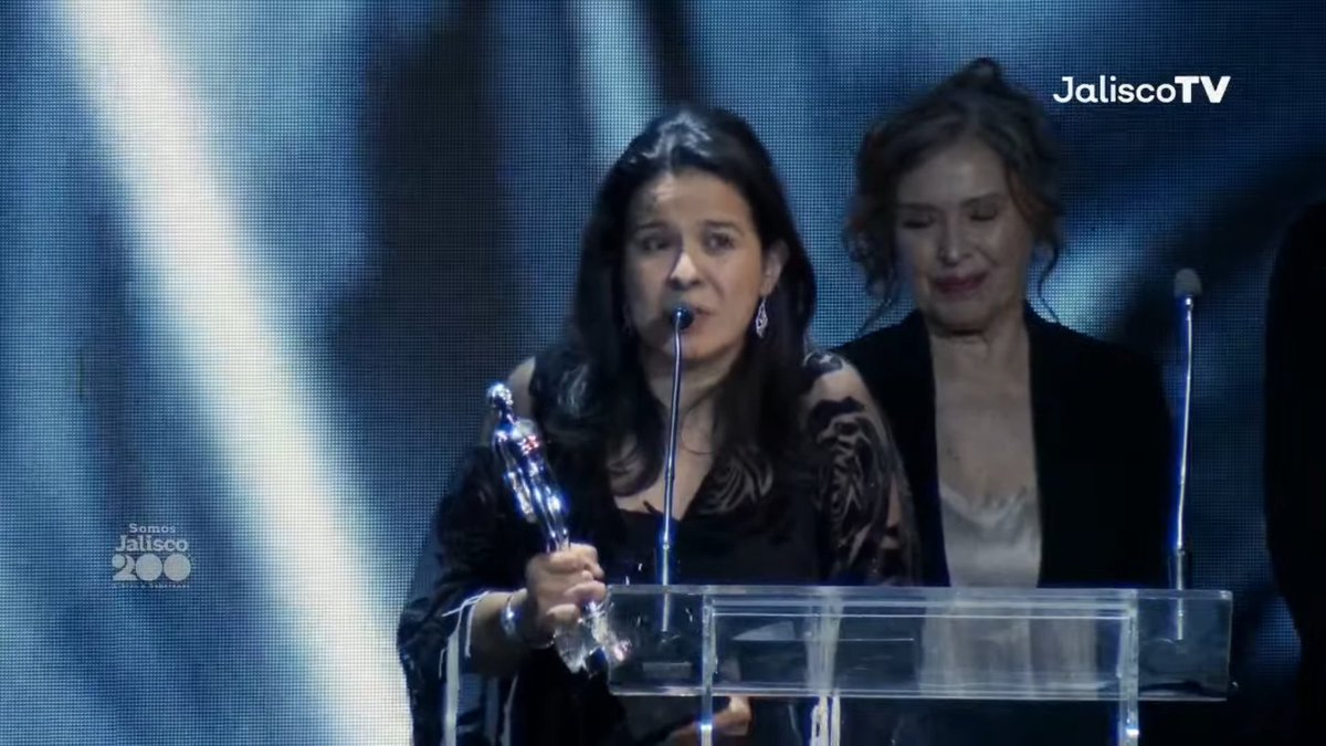 La Estatuilla tweet media