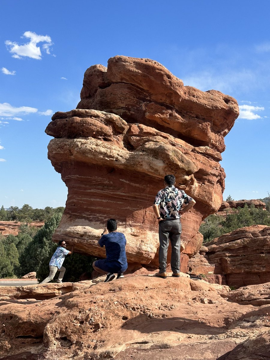 Lee_Emmert's tweet photo. After @CEDIAExpo ended today, we visited Garden of the Gods. Beautiful!

Thankfully there was a long line of good, strong people to keep the Balanced Rock from tipping over and hurting anyone. https://t.co/cCBy3GTfD1