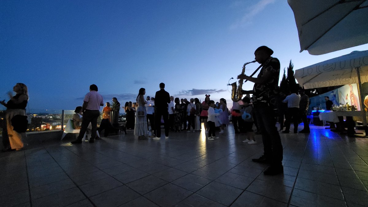 djmarkguedes's tweet photo. O Sunset hj foi assim... #Sax #music #deephouse #deeplounge #Sax #djmarkguedes 🇵🇹 https://t.co/MMIwDEiMHI