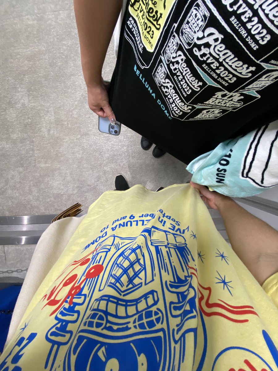 ktm_315's tweet photo. スキー場で少し休憩。
涼しい✌️

#ケツメイシ https://t.co/v9vv71BsD2