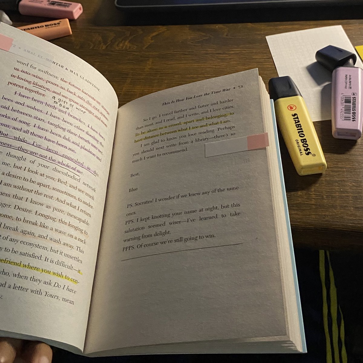 bookwormdaily's tweet image. my english when it comes to this book😭😭