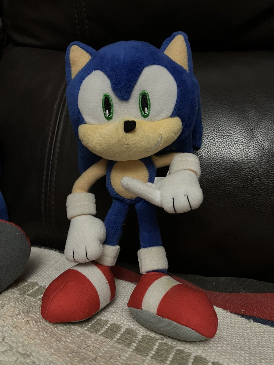 PkmnProto's tweet photo. Tomy Sonic &amp; Metal Sonic  Prototypes. https://t.co/TEFjgKfK0y