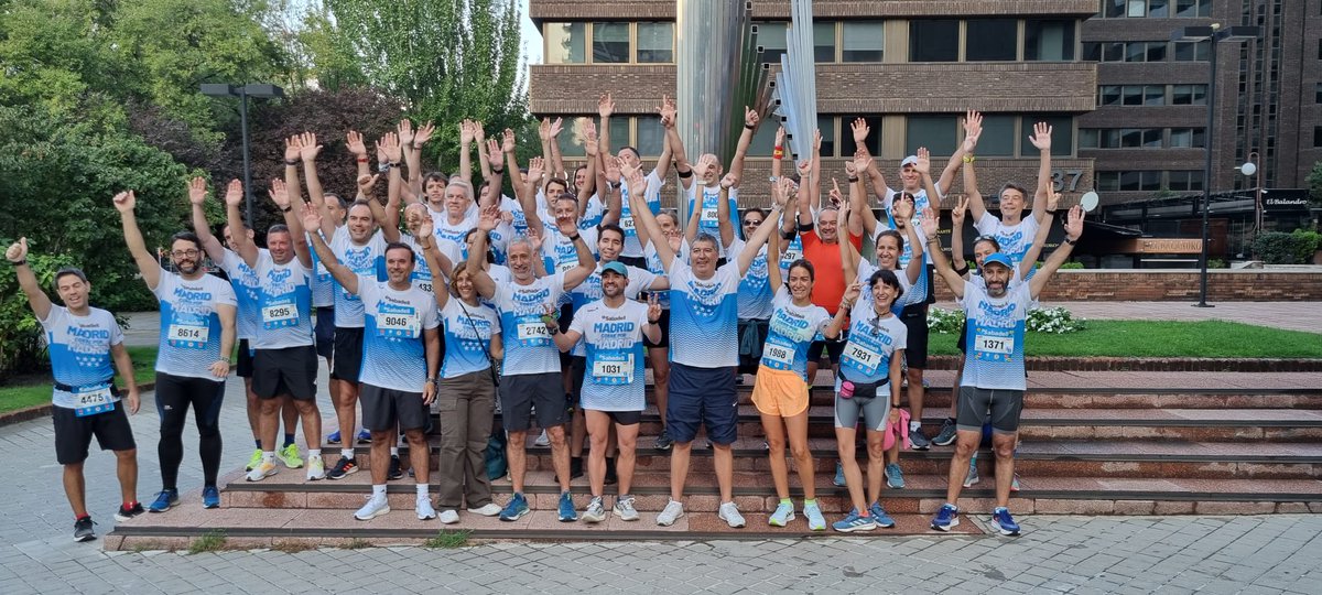 BancoSabadell's tweet photo. Fabulosa la carrera @MadridCorre por #Madrid
#10KM de #Running por la ciudad, donde Javier Guerra (29:16) y Clara Vinarás (35:59) se han alzado con la victoria
Enhorabuena a todos los participantes, en especial, a nuestros compañeros de @BancoSabadell
#MadridCorre #SomosSabadell https://t.co/tYgz0VoTq9
