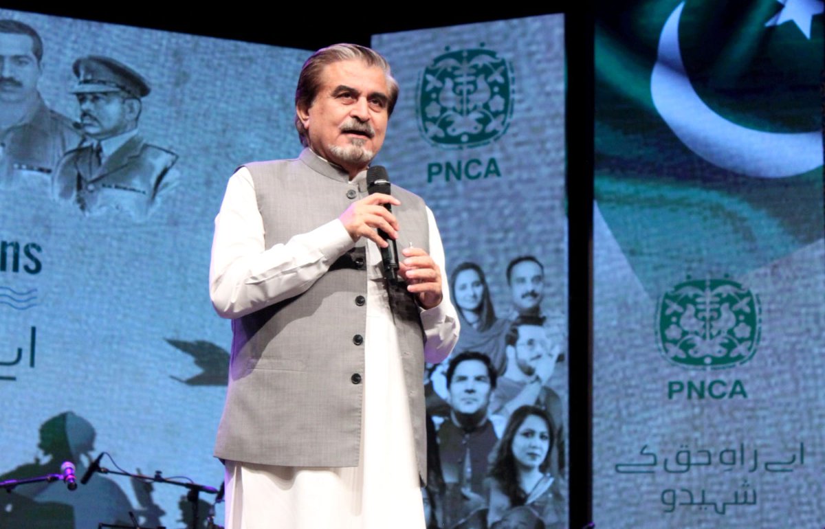 artaidhunerkada's tweet photo. 9 Sept 23:
PNCA hosted a national song musical performance titled “Ye Rahi Haq K Shahidoo” in connection with Pakistan Defence Day celebrations. Jamal Shah, Interim Federal Minister for Culture graced the concert as chief guest. 
#JamalShah #Hunerkada #ArtAid #IAGF9 https://t.co/ciPWRQN19D