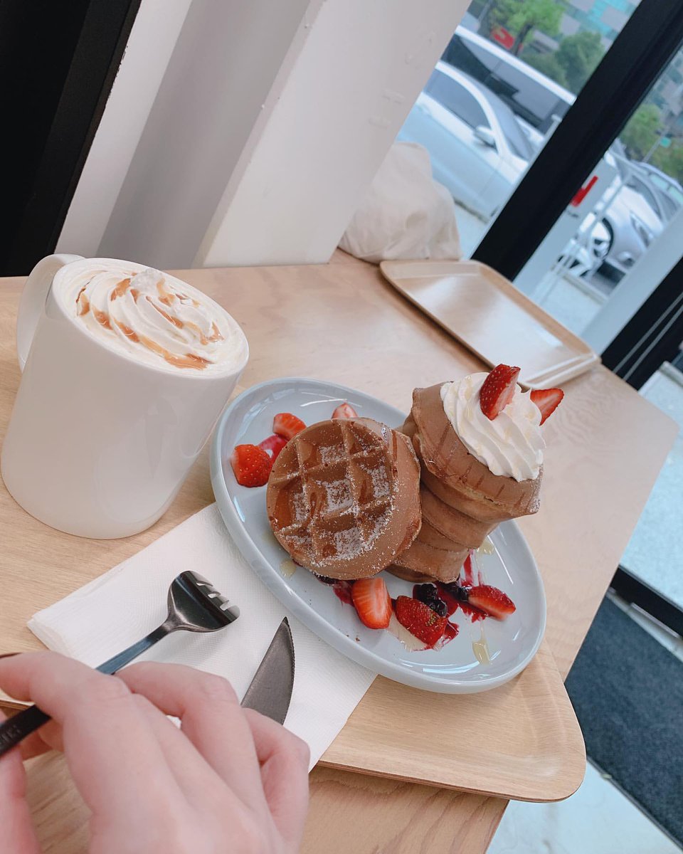 一个人孤独的午茶!