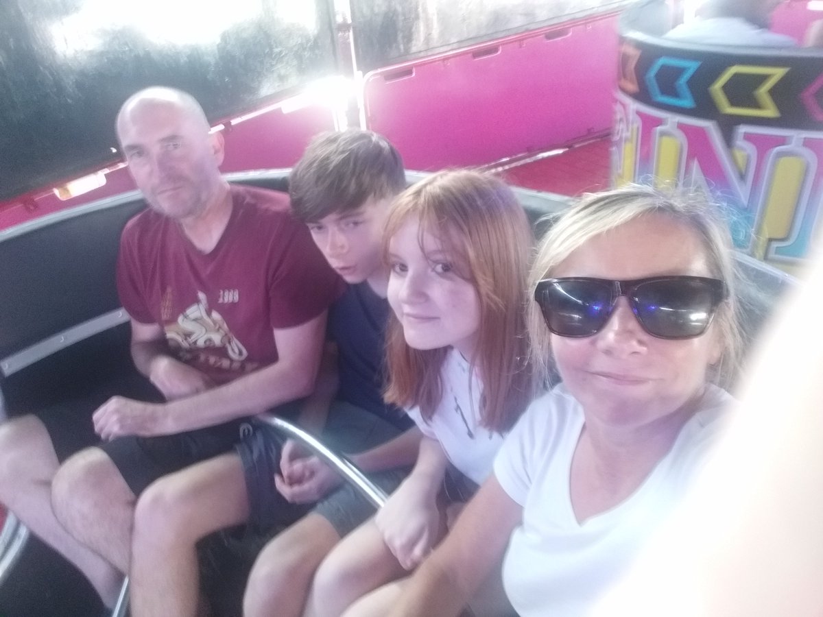 A_Jaye01's tweet photo. Britain in the sunshine...
Sugar donuts, waltzers, candy floss and this lovely lot. We slept well, especially after the 50 min there and back trek to the sea! 🤣 #StAnnes #family https://t.co/D7cSnR6b9r