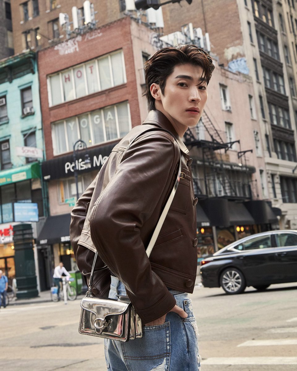 bluepongtiwat_'s tweet photo. 🚶🏻‍♂️🚦 https://t.co/sdvLZyL31A