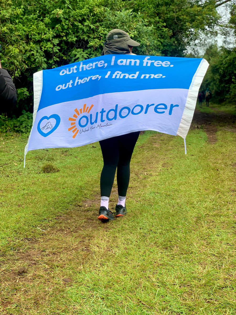 outdoorerke's tweet photo. Visiting the waterfall filled us with pure excitement and walking through the forest with a cool breeze was truly invigorating. Nature's magic at its best!
#optoutside #theoutdoors #whyihike https://t.co/RkXoiLqRxd