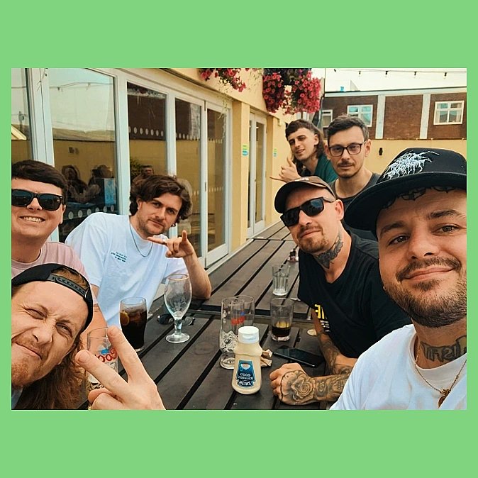 Scumbox's tweet photo. Boyos reunited. https://t.co/B6Y4OgXFgs