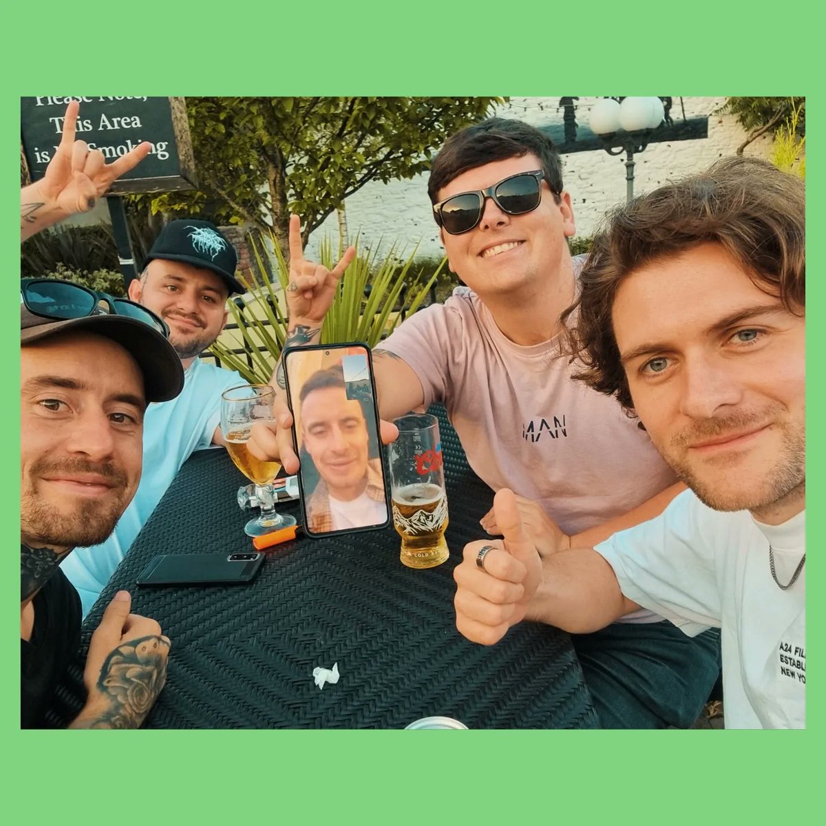 Scumbox's tweet photo. Boyos reunited. https://t.co/B6Y4OgXFgs