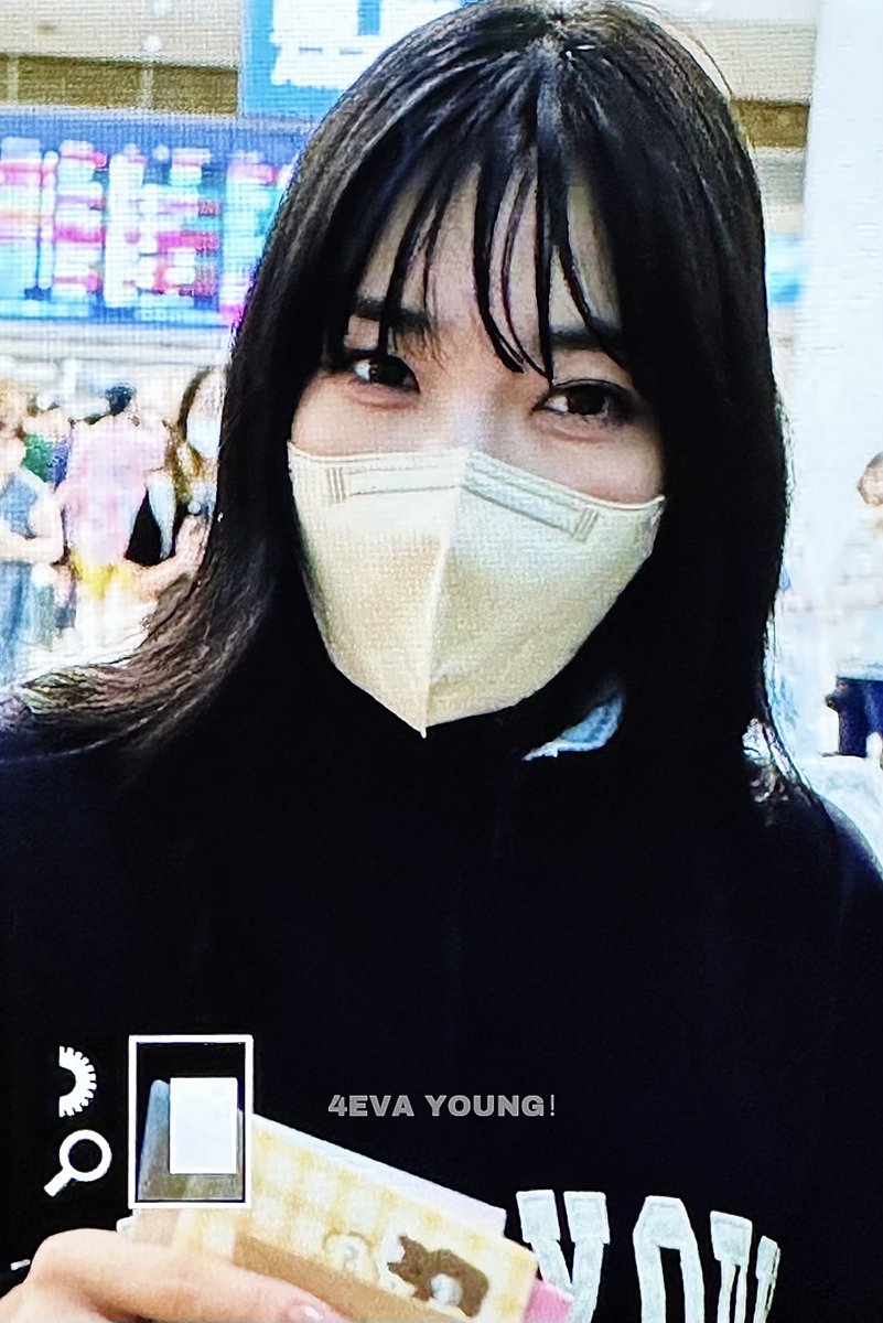 4EVAYOUNG801's tweet photo. 230910 수고햇땅웅니🥹👋🏻  #티파니 #티파니영 #Tiffany #TiffanyYoung https://t.co/arS4BmaqBF