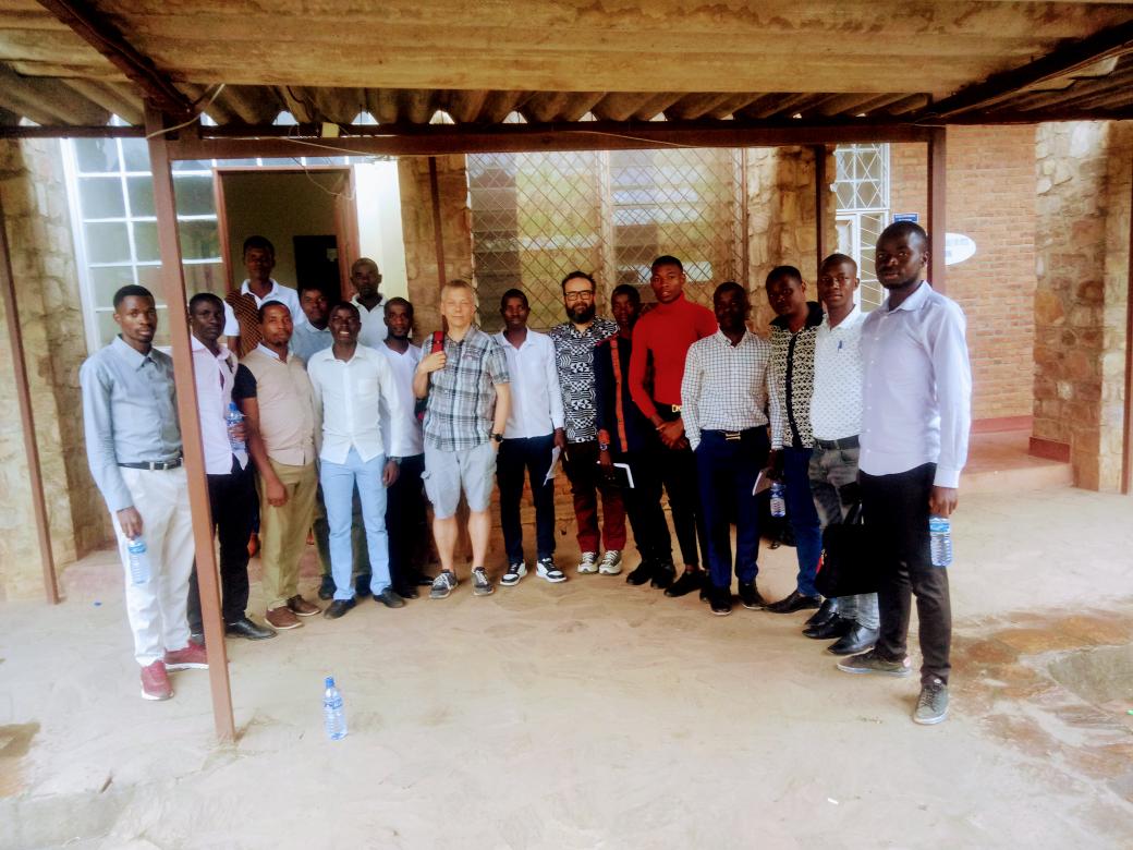 Formation sur la numérisation de l'enseignement à l'<a href="/UB_Rumuri/">Burundi University</a> 
#ecole_doctorale