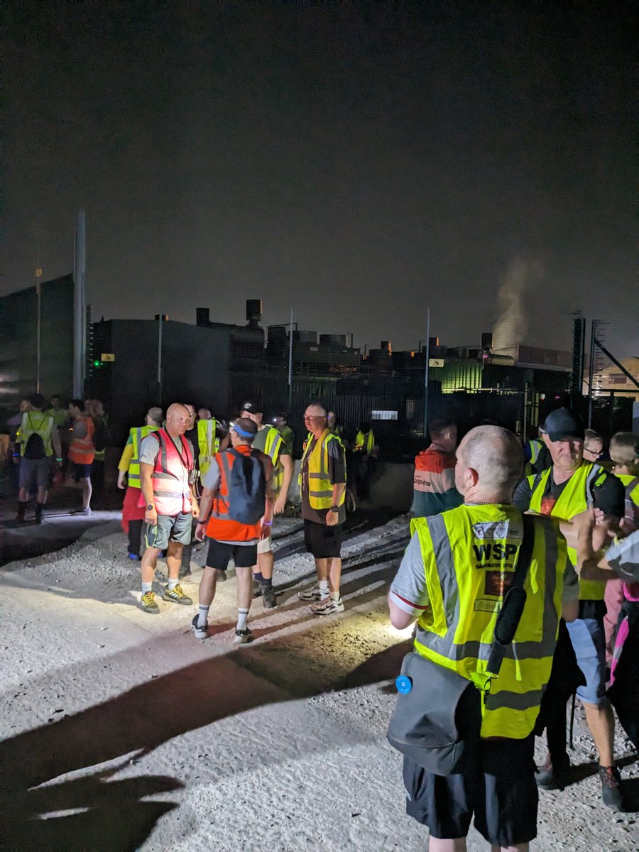 Over half way now, more than 250 people coming together to walk around Warrington for #WorldSuicidePreventionDay 

Inspirational!