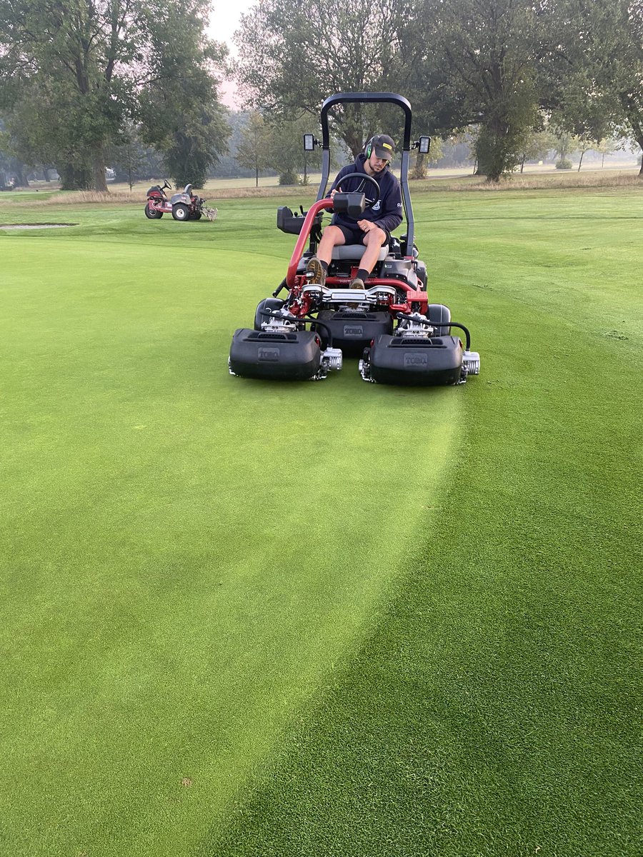 BGGCgreenkeeper's tweet photo. All happening this morning for club champs double cutting greens. Below is our new greens mower carrying out the second cut. Greens are being rolled Bunkers are being raked, holes changed and aprons are being cut also. Good luck to everyone playing. @BrickendonGolf @BrickoProShop https://t.co/0JaADWVWK9