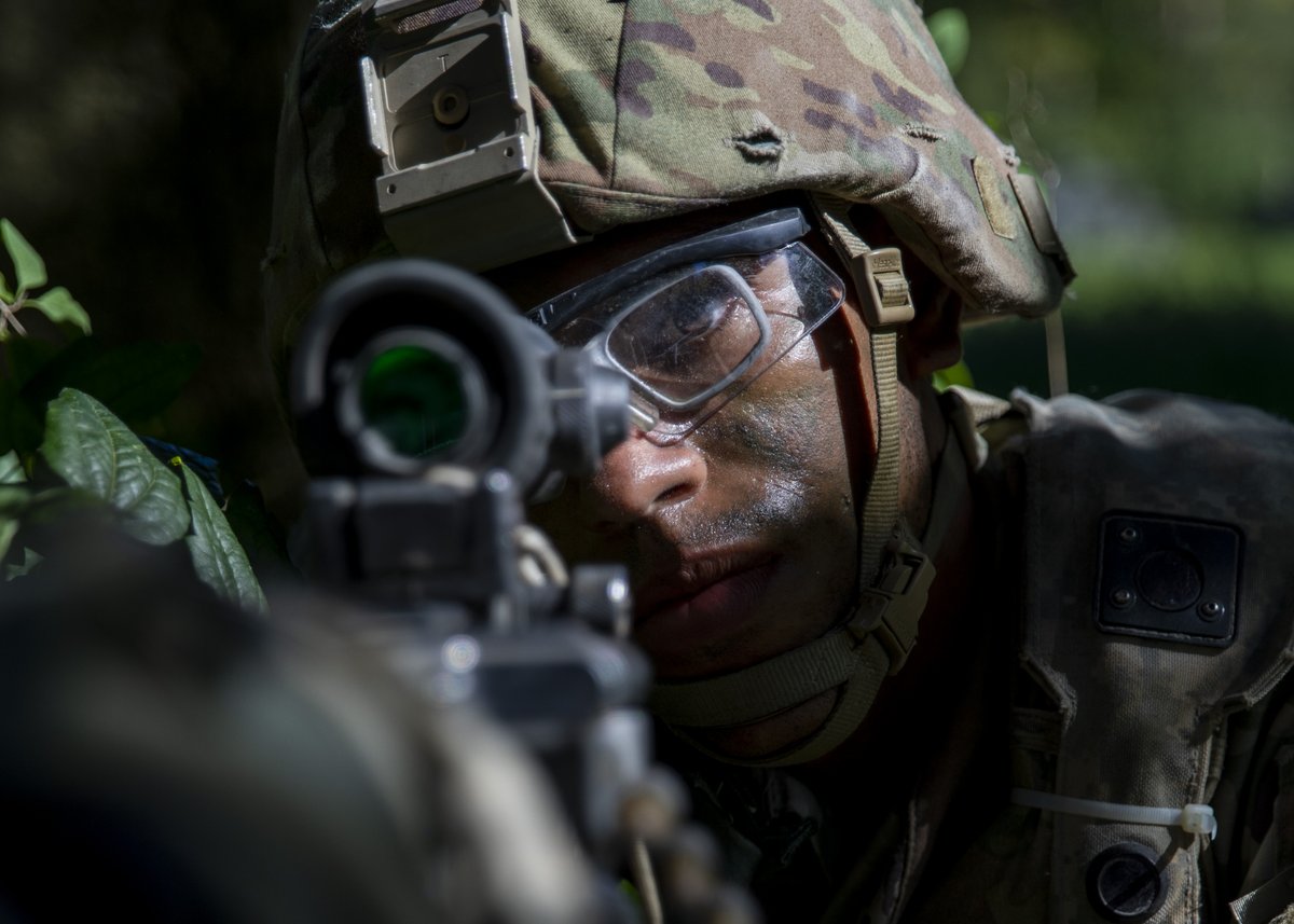 USArmyEURAF's tweet image. Are you following #SaberJunction? It's an annual @USArmy exercise with @NATO allies and partners including 4,000 participants from 16 different countries #training together from Aug. 28 to Sep. 23, at #JMRC near Hohenfels, Germany. 

Great work, Team! 

@US_EUCOM @7thATC @VCorps
