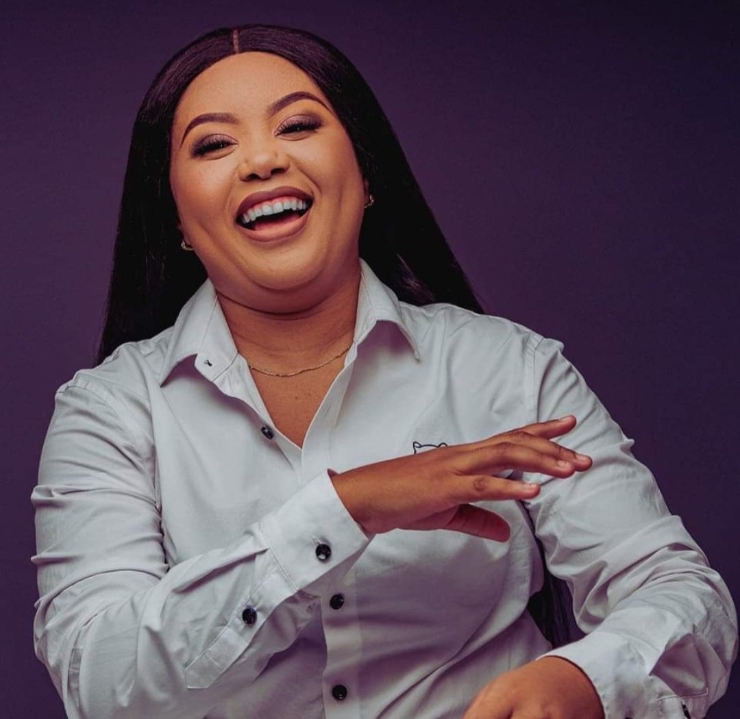 bweupe_jemima's tweet photo. My previous age  was filled with hard work, personal growth, opportunities, and skill-building. I'm excited to see what this new age has in store for me! 🌟🎂

Happy Birthday to myself 🎂🥂 https://t.co/wJ0VtHgN1I
