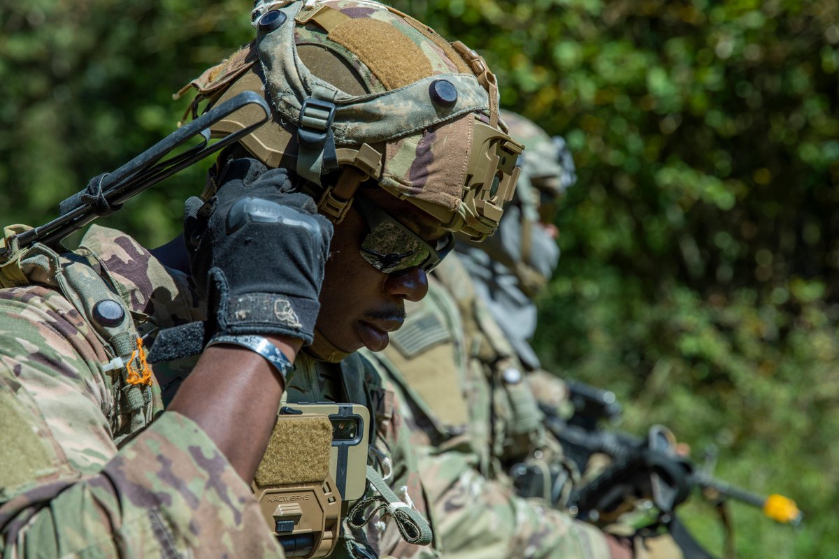 USArmyEURAF's tweet image. Are you following #SaberJunction? It's an annual @USArmy exercise with @NATO allies and partners including 4,000 participants from 16 different countries #training together from Aug. 28 to Sep. 23, at #JMRC near Hohenfels, Germany. 

Great work, Team! 

@US_EUCOM @7thATC @VCorps