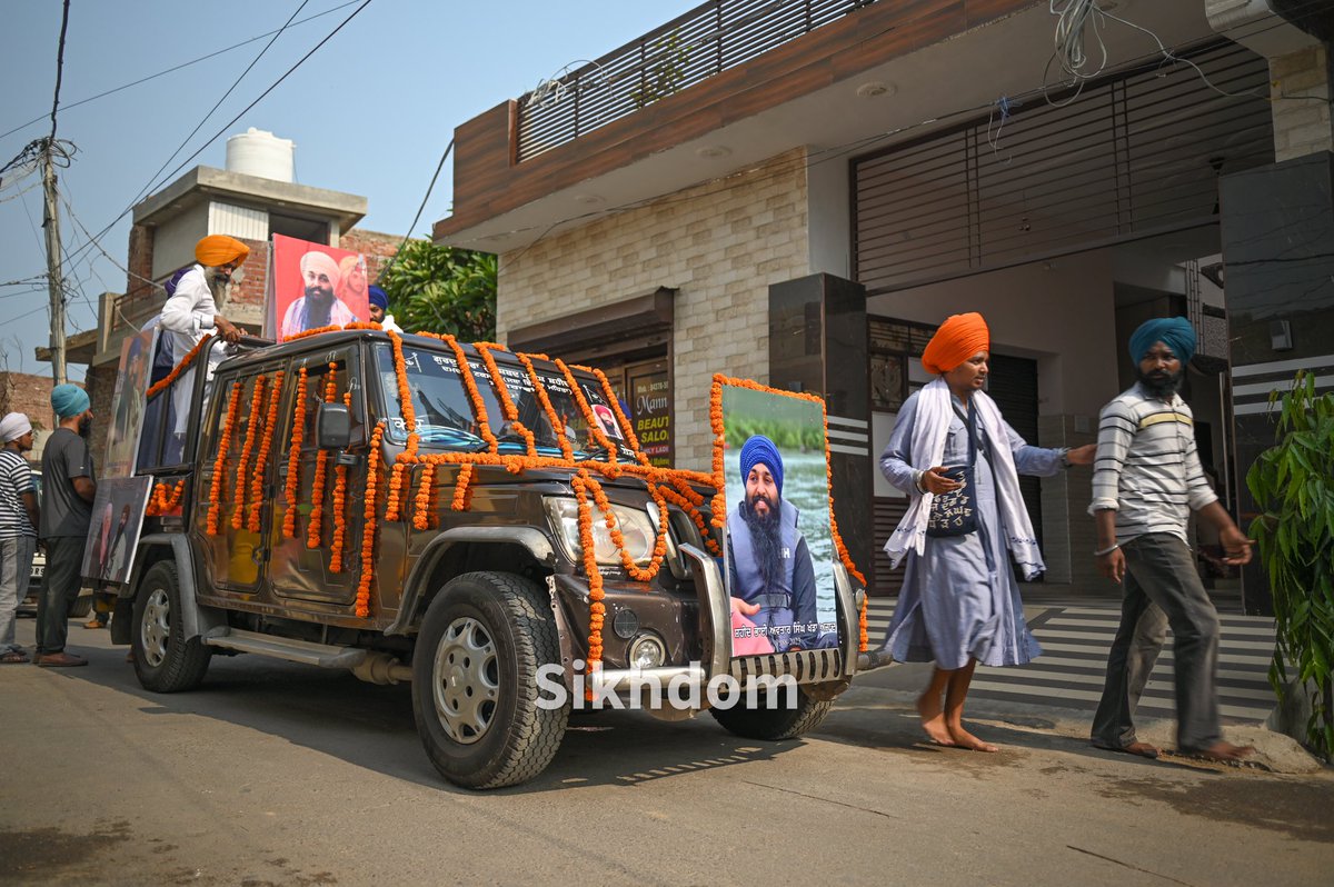 Unmasking.India tweet media