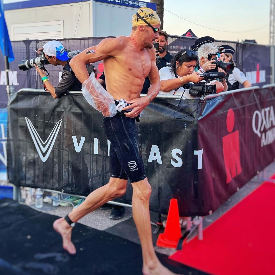 protriathlonews's tweet image. Repost @ markallengrip #instagram The Champ #janfrodeno 3rd out of the water in his final race. Wow! One question, what’s the plastic bag for ??? #ironmantri