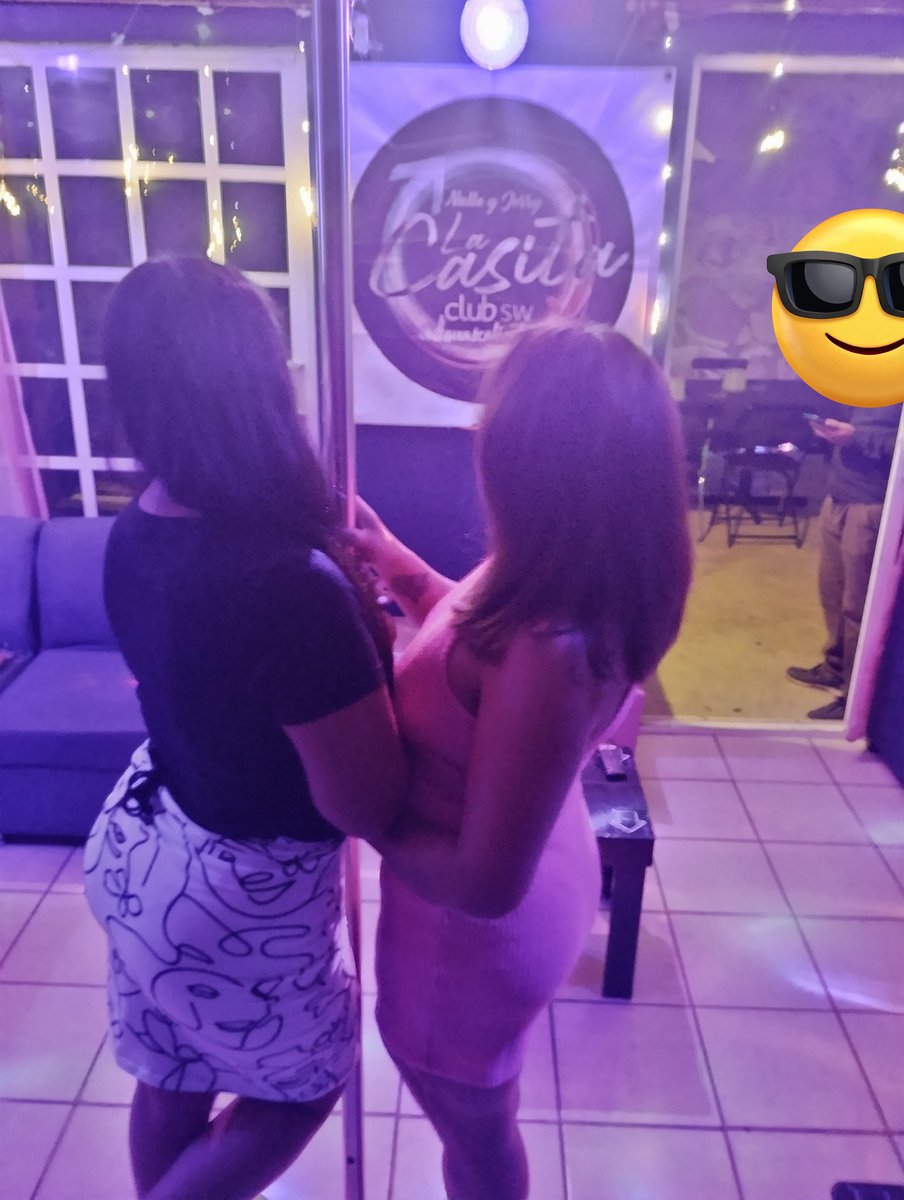 Belaeddyzac's tweet photo. Andamos perdidos los 4 🔥😈🫣 @juan_rocioy @JerryYNalleSw

#lacasitaswaguas #swzac #swngers https://t.co/Lhif8wh8XG