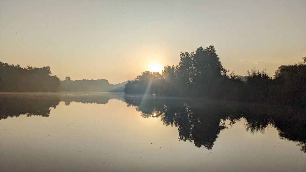 lmcwildlife's tweet photo. Reflections
#lakephotography #lakephoto #lakeview #lake #lakephotos #seefotografie #jezioro #lakelove #lakephotoshoot #lakelife #lakescape #landscapephotography #lakeside #lakesofinstagram #naturephotography #lakeviews #lakelovers #waterphotography #lak… https://t.co/wM824mHBmB https://t.co/EBr4j7jgPG