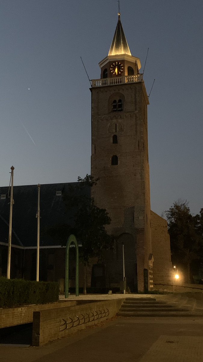 AvDuijvenboden's tweet photo. #startweek bij Protestantse Gemeente Rijnsburg. Vandaag starten we in de Openlucht op het Burg. Koomansplein. https://t.co/PBqtXnQjZW