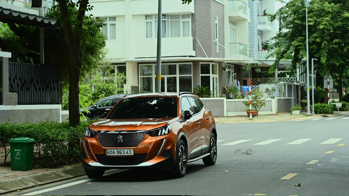 LetNhau's tweet photo. Peugeot? https://t.co/mbC8JNWUiA