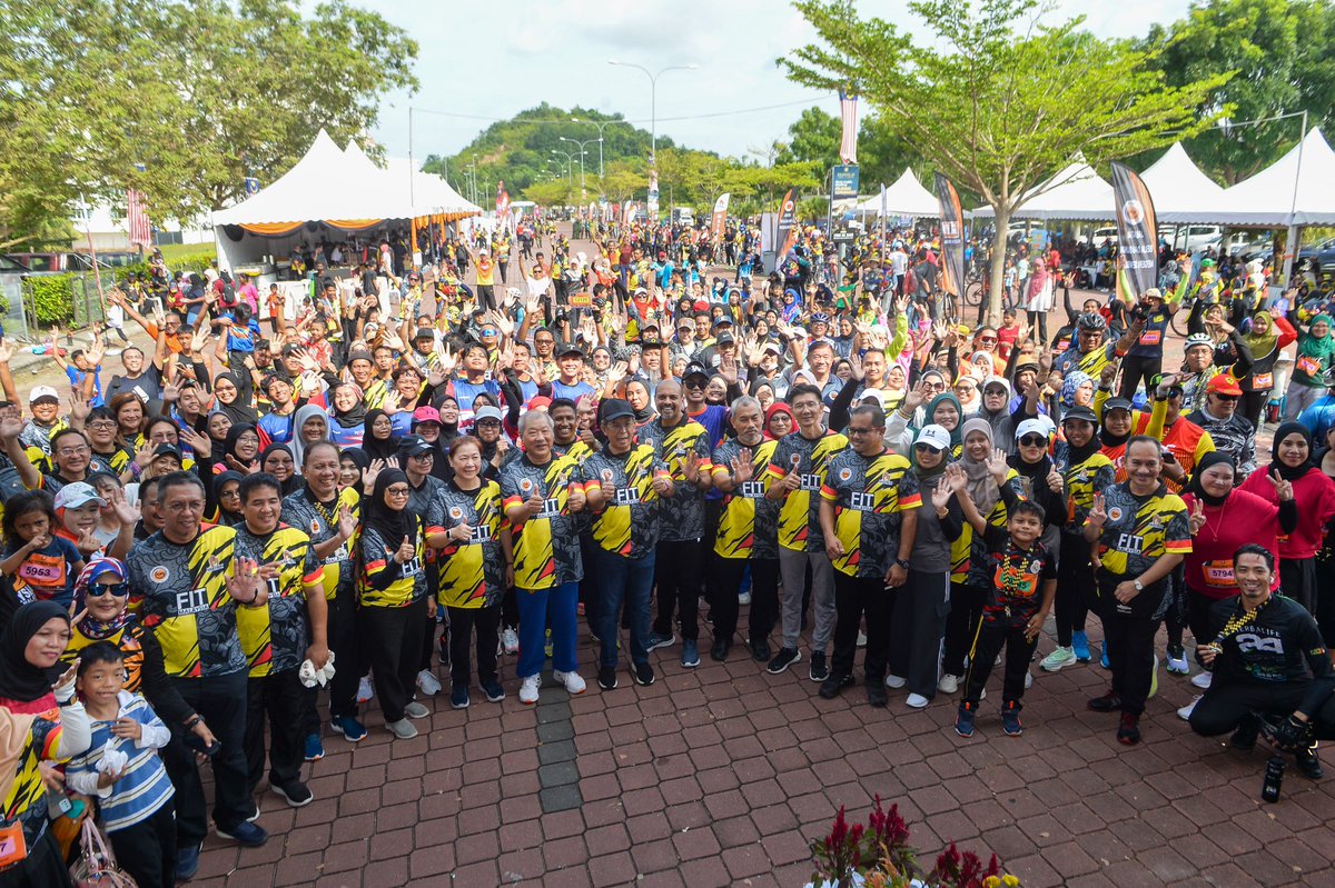 JBS_Negara's tweet photo. Luar Biasa! Lebih 12,000 Orang Sertai Jelajah Fit Malaysia Peringkat Negeri Sembilan! 🔥⚡️ https://t.co/AY8wEd0ohL