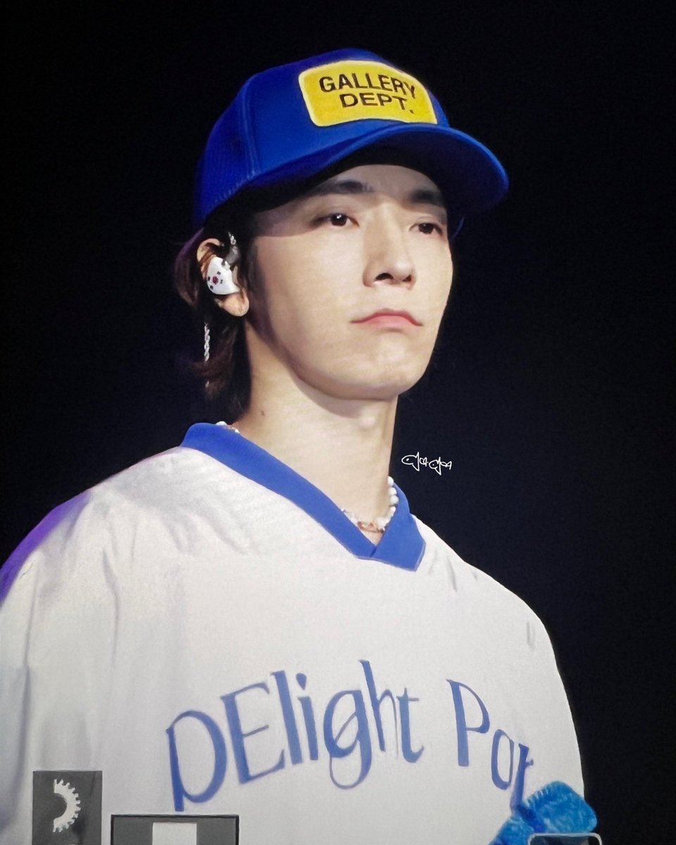 fishfishae's tweet image. 𝒴𝑜𝓊 𝒸𝒶𝓃 𝒷𝑒 𝓂𝓎 𝑔𝓊𝒾𝒹𝒾𝓃𝑔 𝓁𝒾𝑔𝒽𝓉✨
@donghae861015 🐟🐟

230909 DElight Party in Kuala Lumpur

#슈퍼주니어 #SUPERJUNIOR #동해 #이동해 #donghae #leedonghae #ドンへ #東海 #李東海