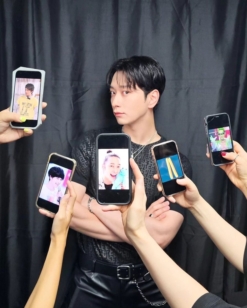 아니 뭐 네 당신 잘 나오긴 끝내주게 잘나오긴 했는데요.. 음식이 같이 있는뎁쇼