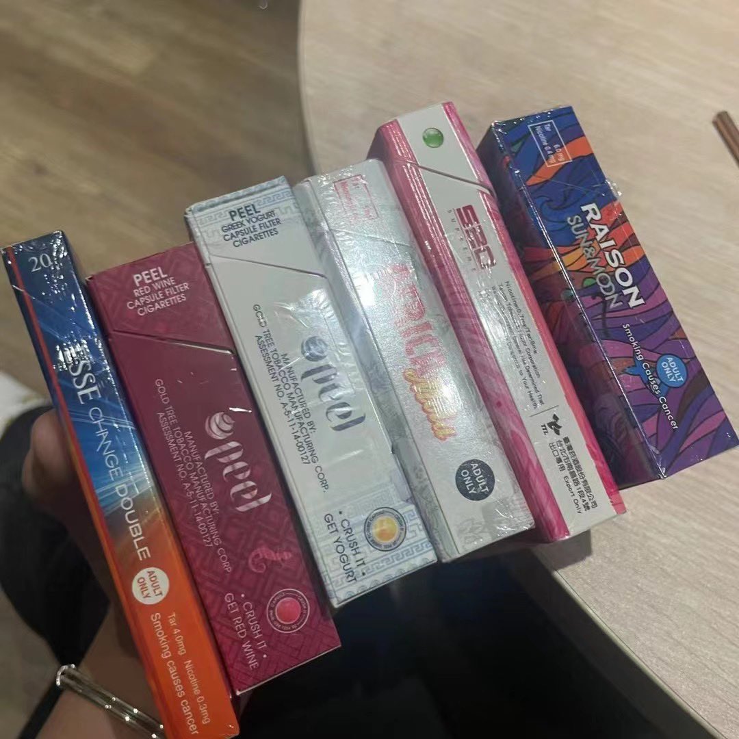 vuol688's tweet photo. 抽奖
转+评+关参加
下转发满20开奖 
可折现 折一半

-稳定五年 欢迎小白或者上家跑路的代理 低价稳定被扣包补 本人就是脾气好😑
#外烟 #爆珠 朋友圈五年一直开着 随时查看
有意咨询v：vuol688（备注推特
-
我喜欢和你们多互动^ https://t.co/6kMA4tgwXQ