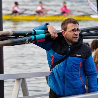 6 urte eta gero Endika Zalduak San Juango gizonezkoen traineruko entrenatzaile izateari uztea erabaki du. Mila esker egindako lanagatik!

El entrenador de la trainera senior masculina Endika Zaldua ha decidido dejar su cargo despues de 6 años. ¡Muchas gracias por todo!