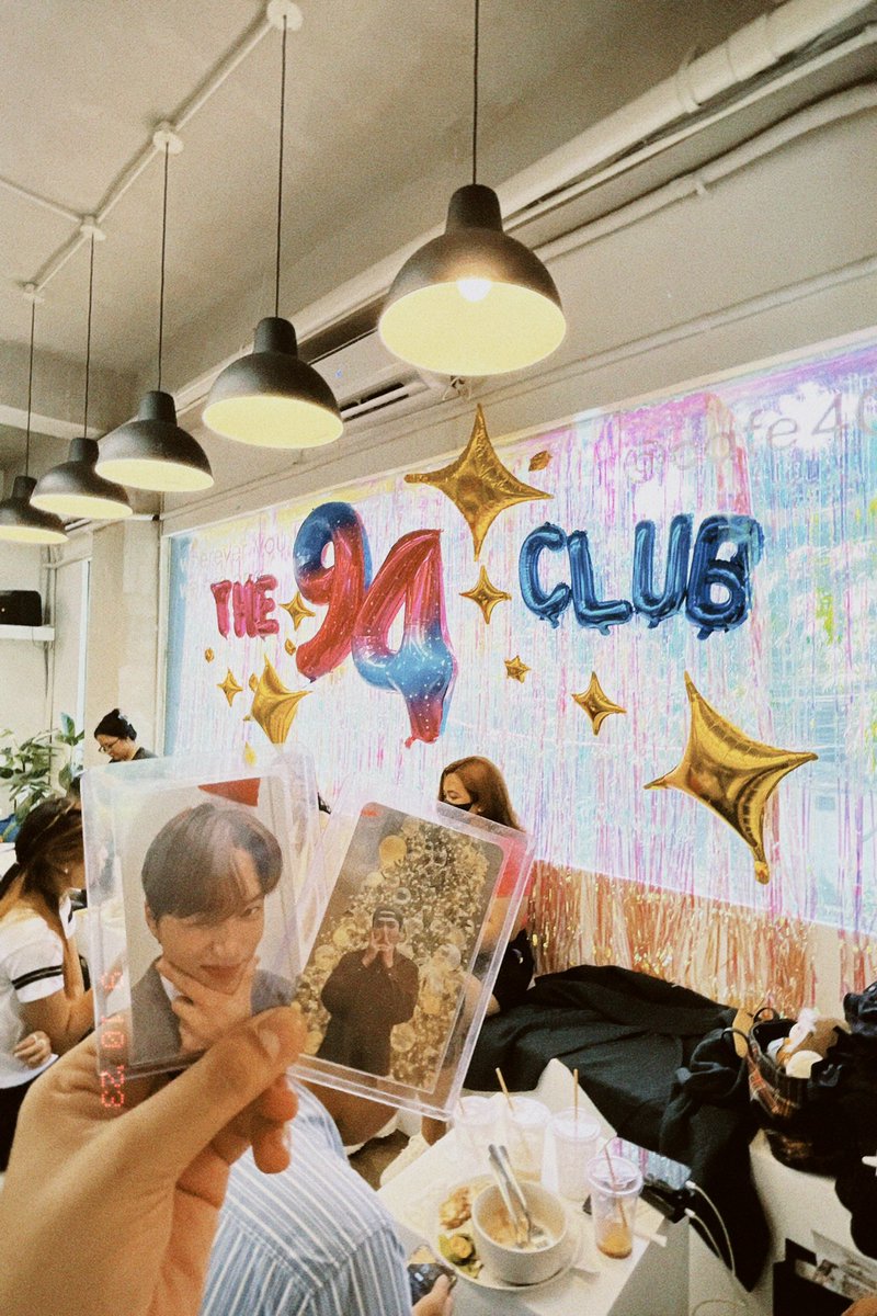 kimzkdlholic's tweet photo. belated happy sekai day ♡ #JoinThe94Club #94Day https://t.co/fdBiBvVwY8