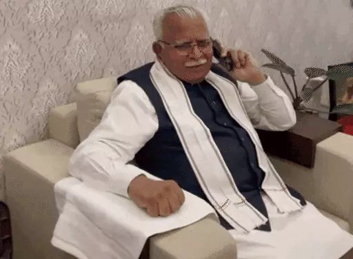 haryanvitai's tweet photo. हरियाणा CM की चंद्रयान-4 बयान पर सफाई फोन कर बोले- मैंने तो छोटी बहन को मजाक में कहा, महिला ने रोजगार मांगा था https://t.co/aqA7Uh0et3