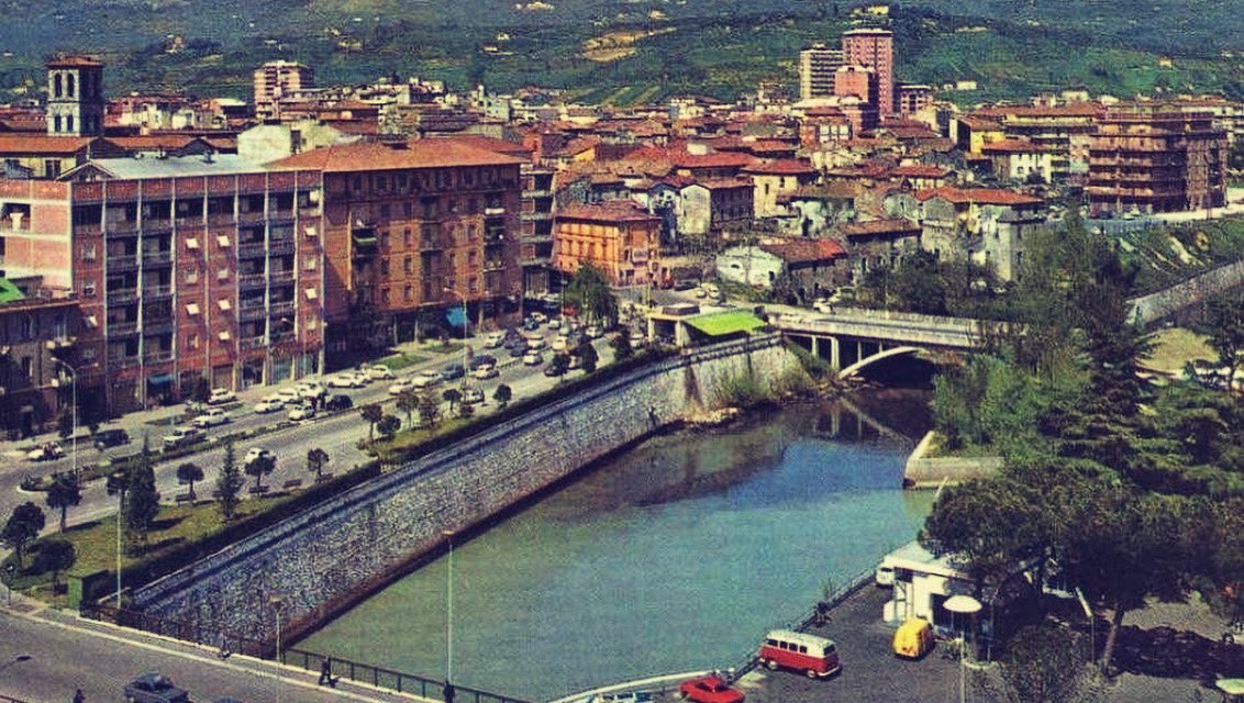 TerniSparita's tweet photo. #between2Bridges #Terni https://t.co/YcV0ZHOL5T