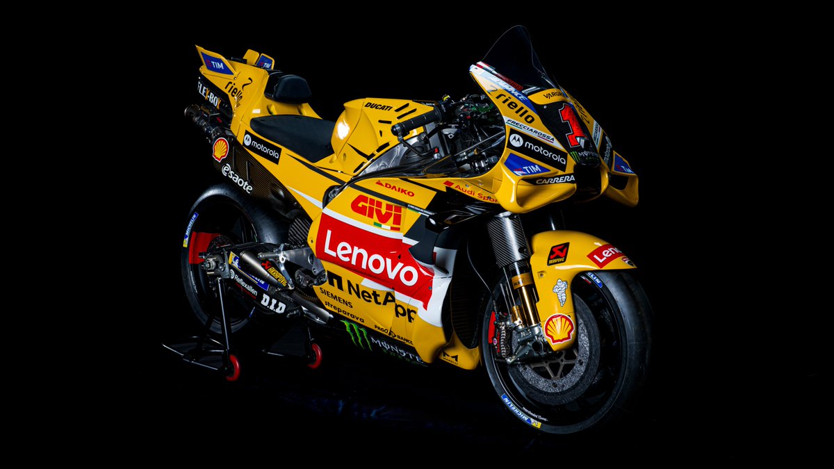 ducaticorse's tweet photo. Giallo Ducati is back! 💛Today we are racing at the #SanMarinoGP with our #DesmosediciGP dressed in a special livery. A way to honour our history and recall an important tradition in Italian Motorsport. Ducati is Red, but Yellow also belongs to us.

#ForzaDucati https://t.co/gOi4lwFEPV
