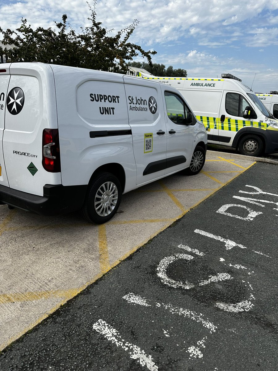 Getting ready to go and join the fun in Newcastle #greatnorthrun <a href="/SJA_Logistics/">LogisticsTeam</a> <a href="/fionac1770/">Fiona Chamberlain</a>